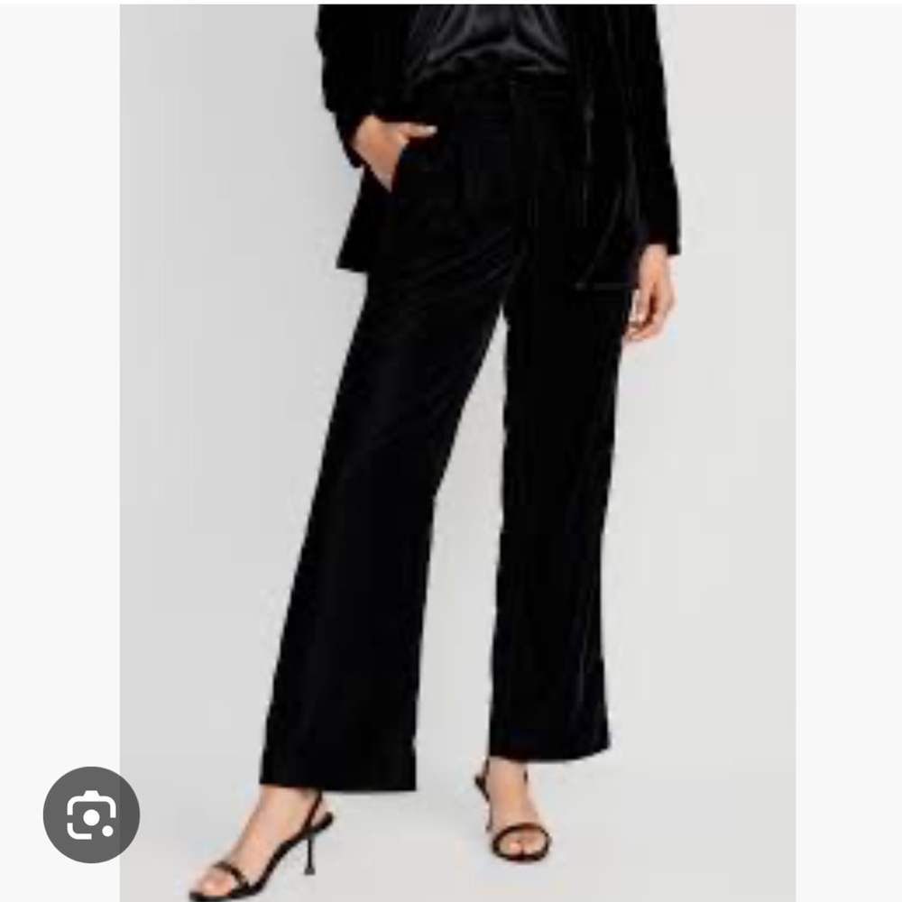 NWT Old Navy Black Velvet Taylor wide leg trouser extra high rise
